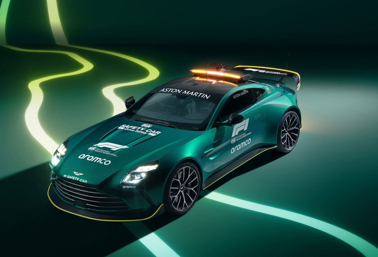 Aston Martin Vantage F1 Safety Car - front
